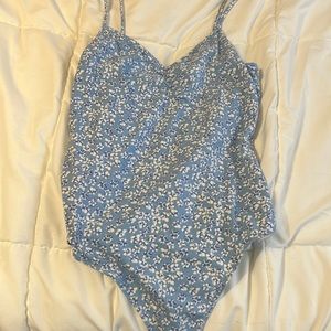 Womens pacsun floral bodysuit